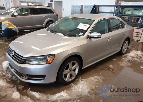 2013 Volkswagen Passat 2.5L Se from USA, damaged, VIN 1VWBP7A39DC040942